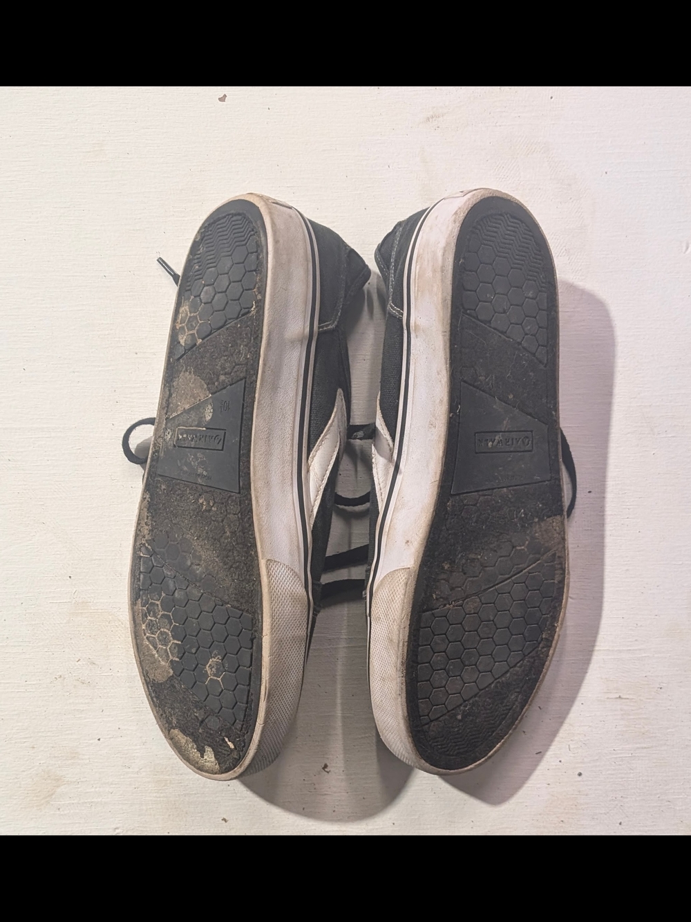 Airwalk Black and White Canvas Skate Shoes - Picture 5 of 6